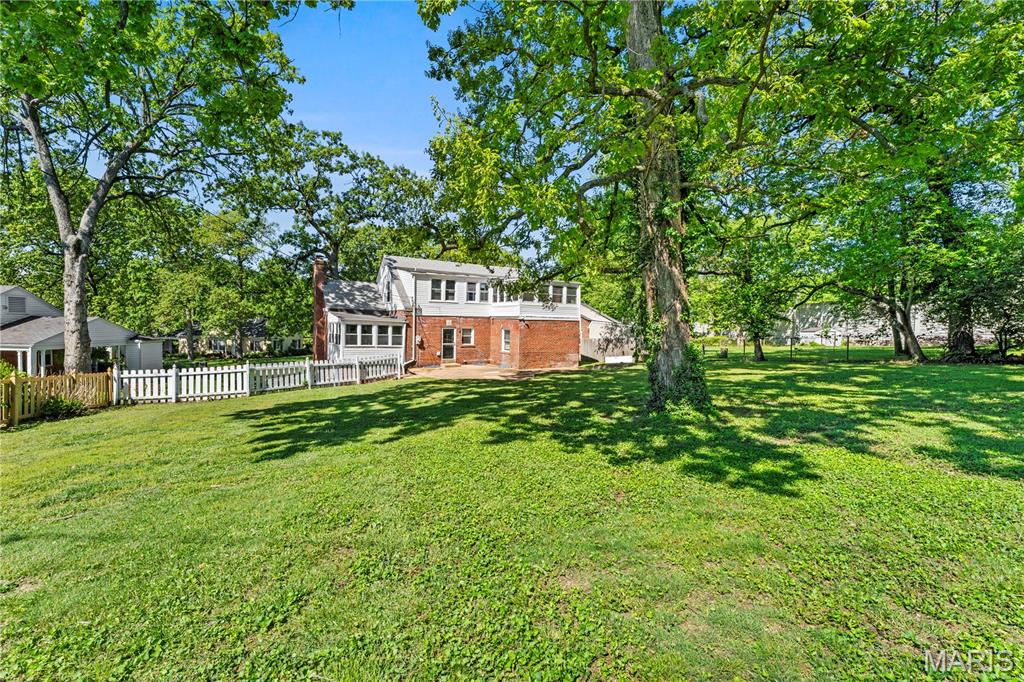 38 Chafford Woods
