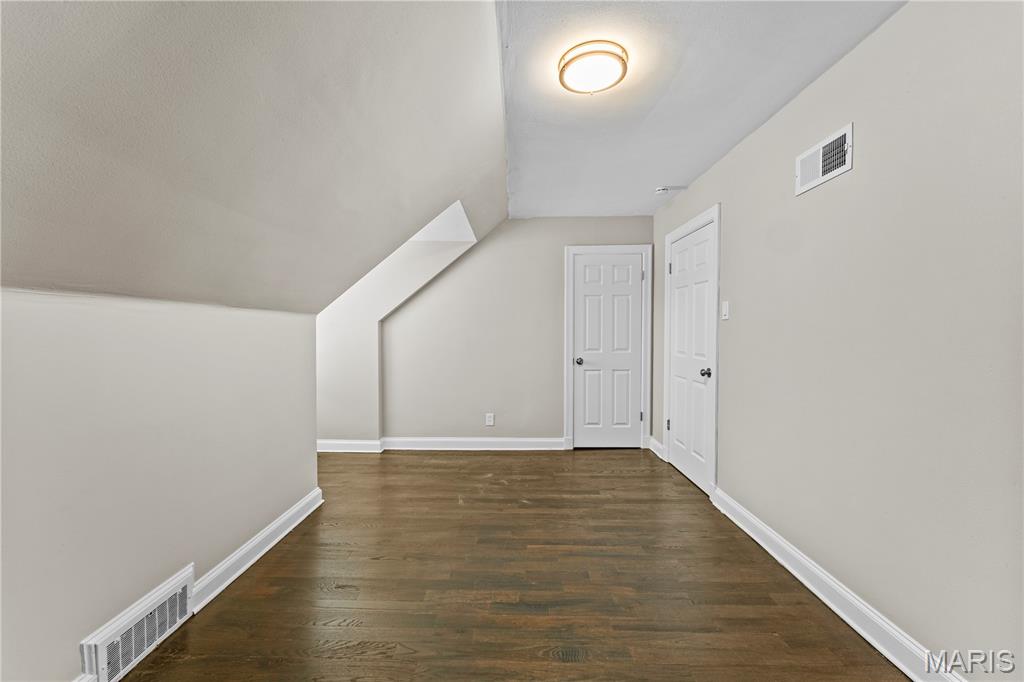 38 Chafford Woods