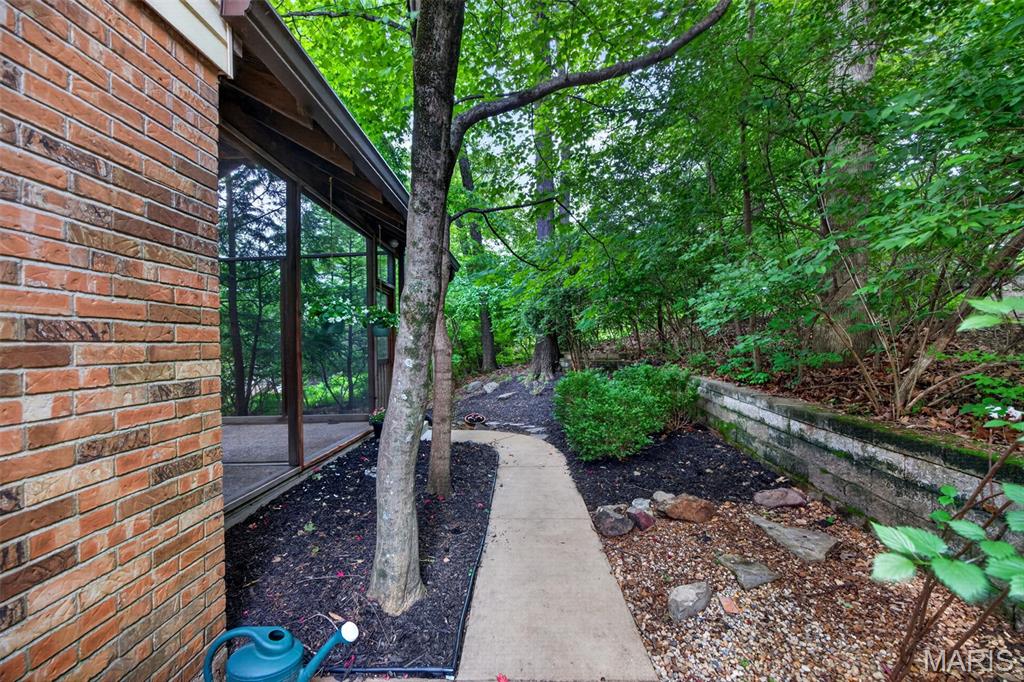 12464 Meadow Green Place