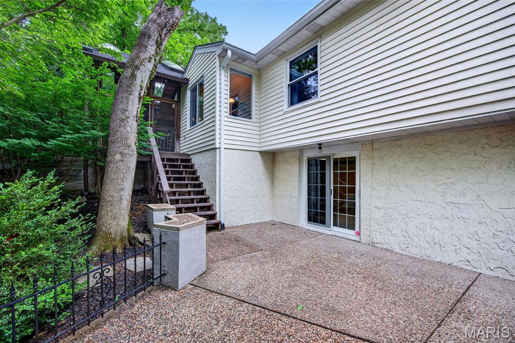12464 Meadow Green Place