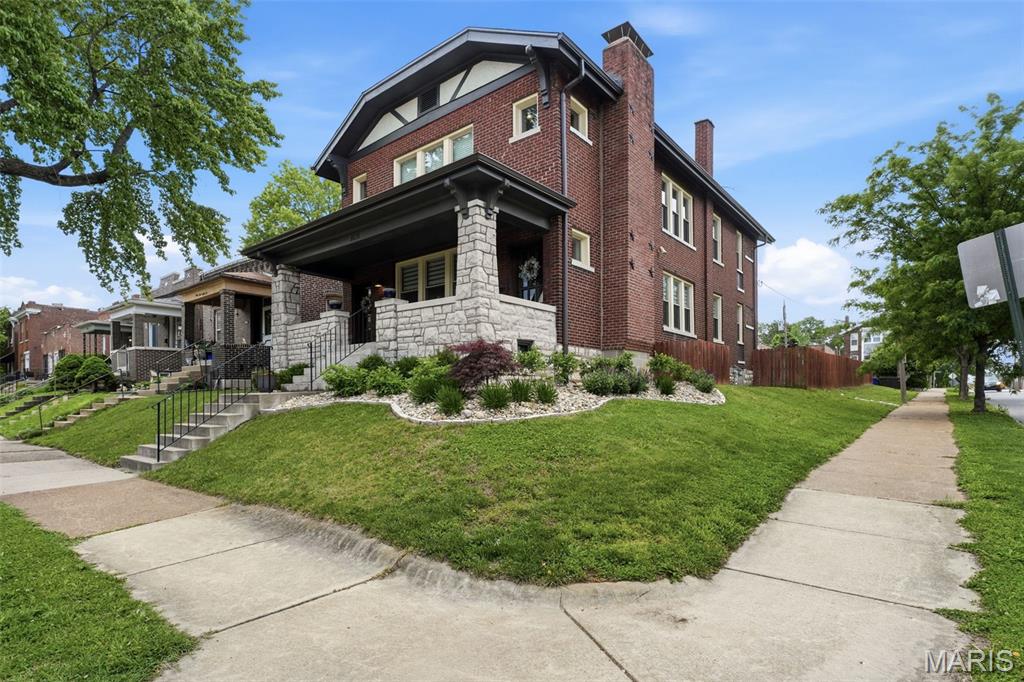 3890 McDonald Avenue