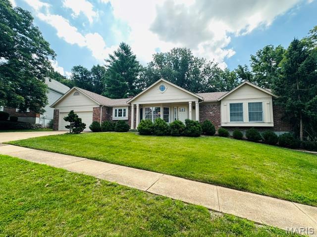 324 W Manor Drive