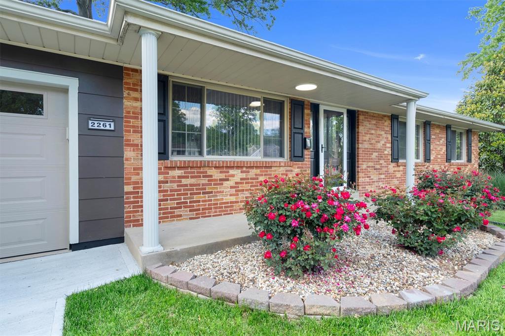 2261 Eleanor Kay Drive