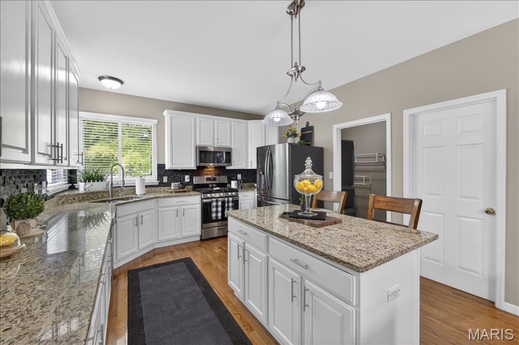 1 Bayport Court