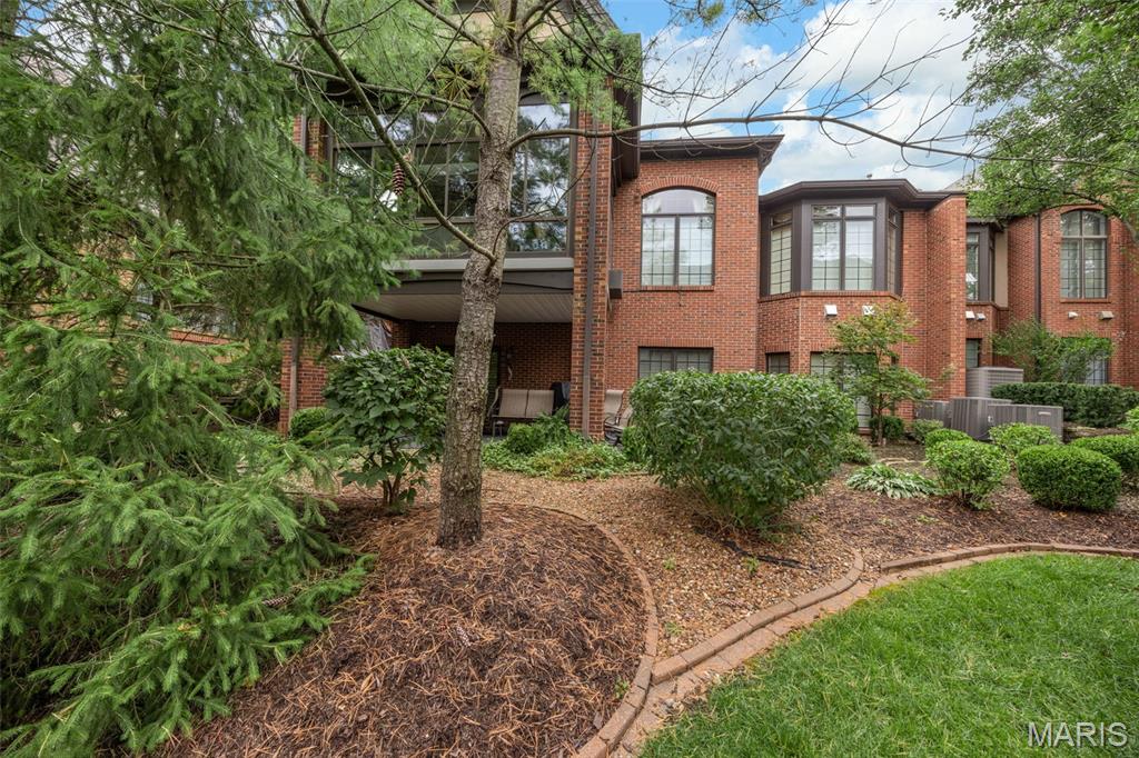 6 Upper Conway Lane
