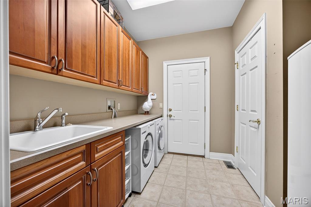 6 Upper Conway Lane