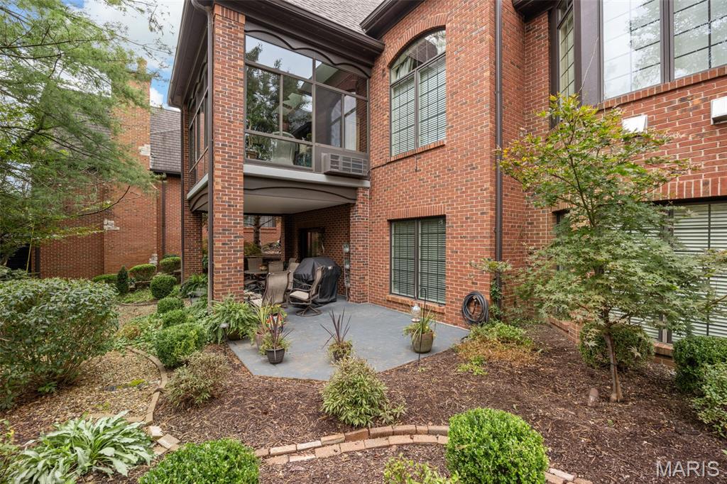 6 Upper Conway Lane