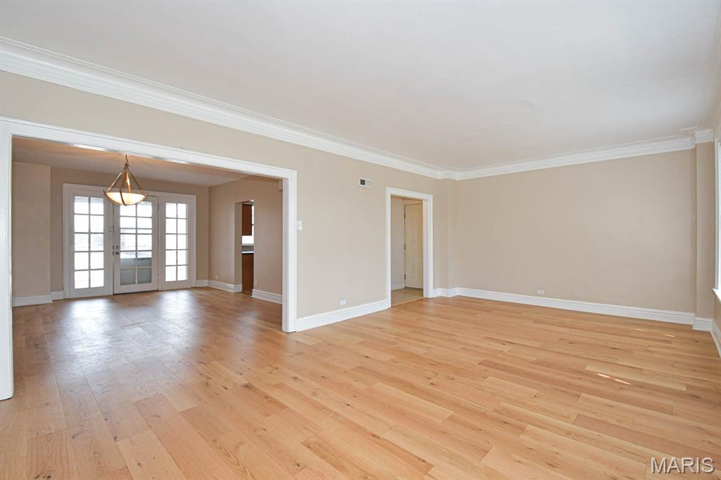 321 Belt Avenue Unit: 201