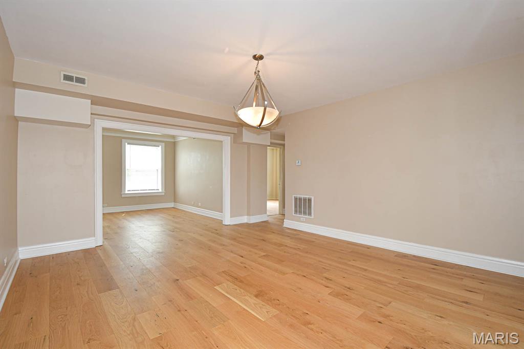 321 Belt Avenue Unit: 201