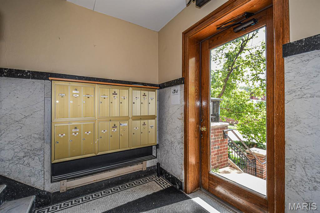 321 Belt Avenue Unit: 201