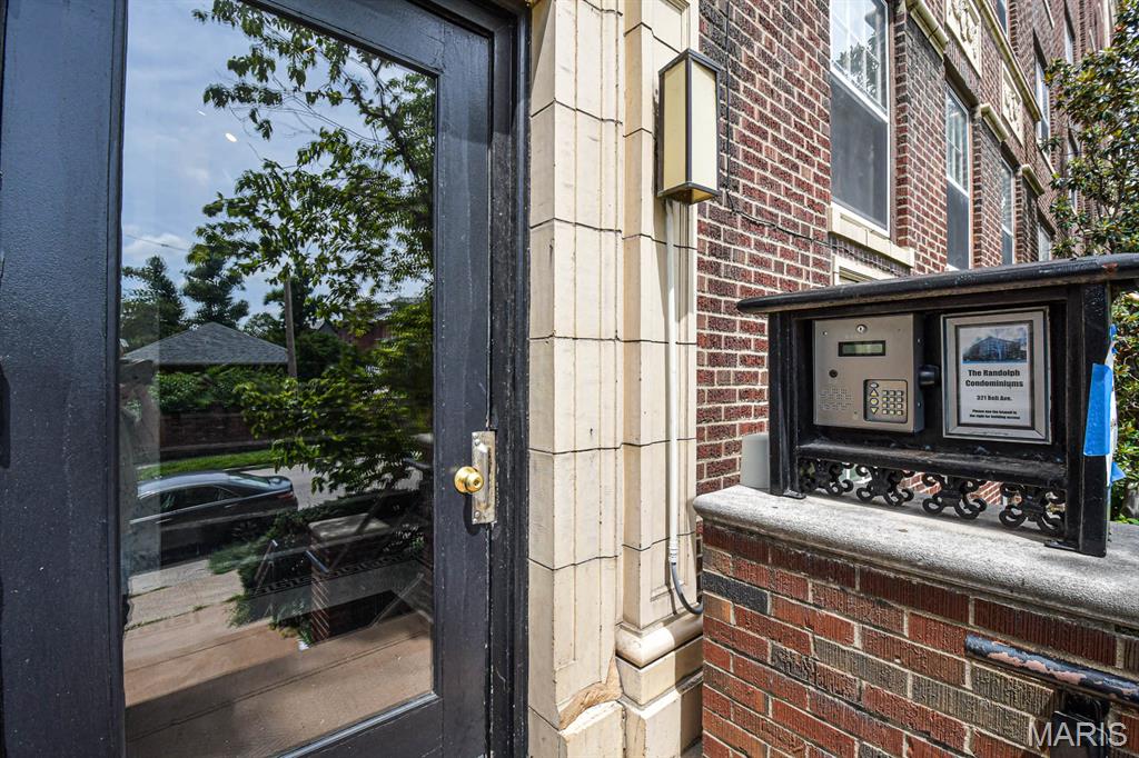 321 Belt Avenue Unit: 201