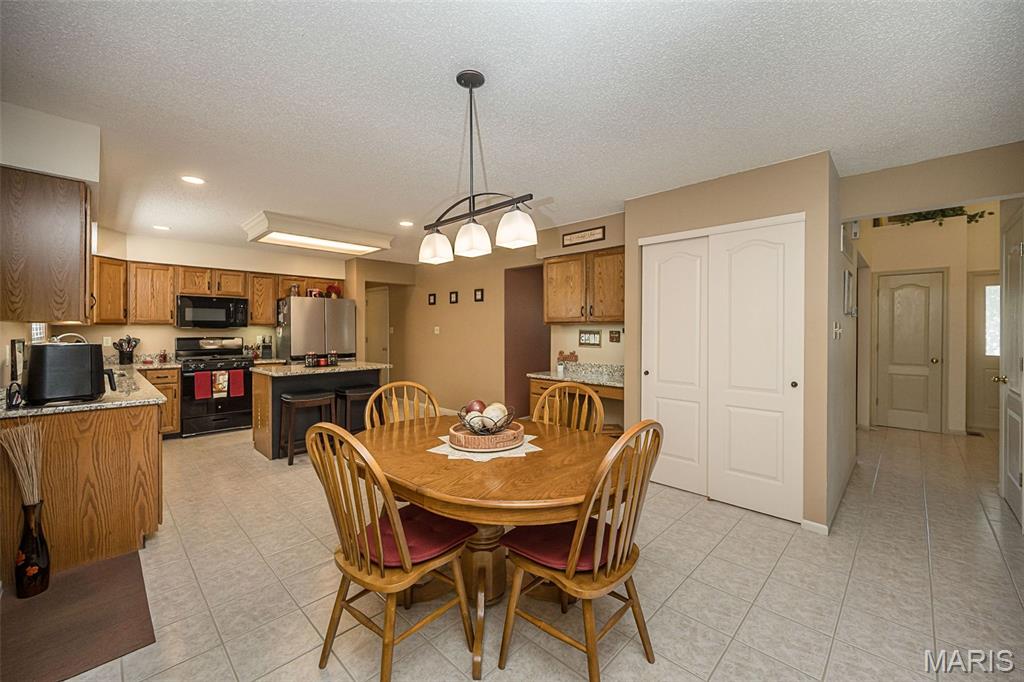 1091 Treeshade Drive