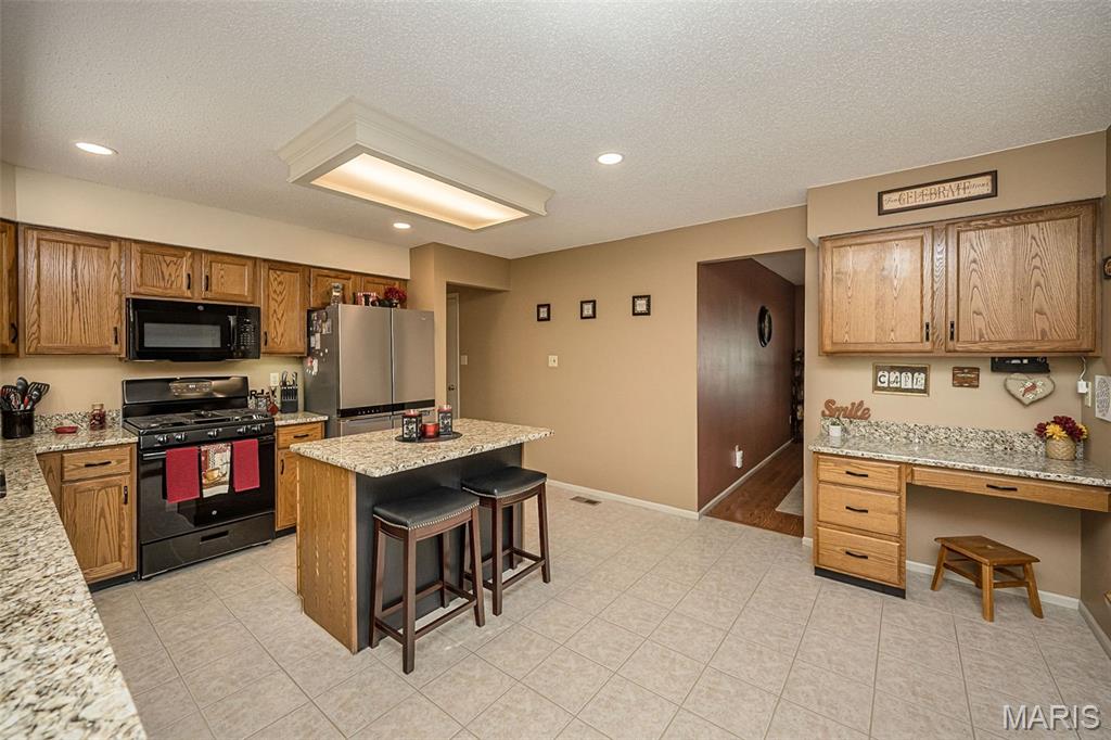1091 Treeshade Drive