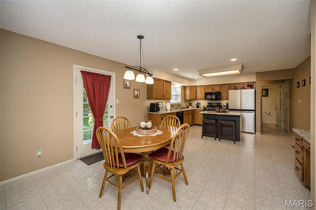 1091 Treeshade Drive