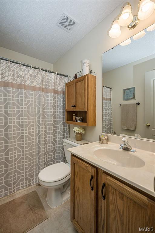 1091 Treeshade Drive