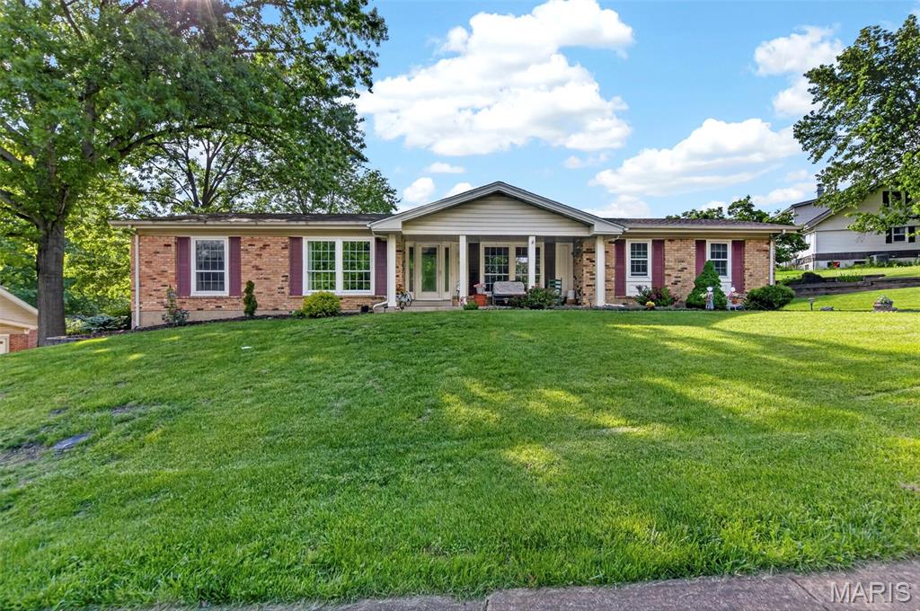 403 Sunnyslope Drive