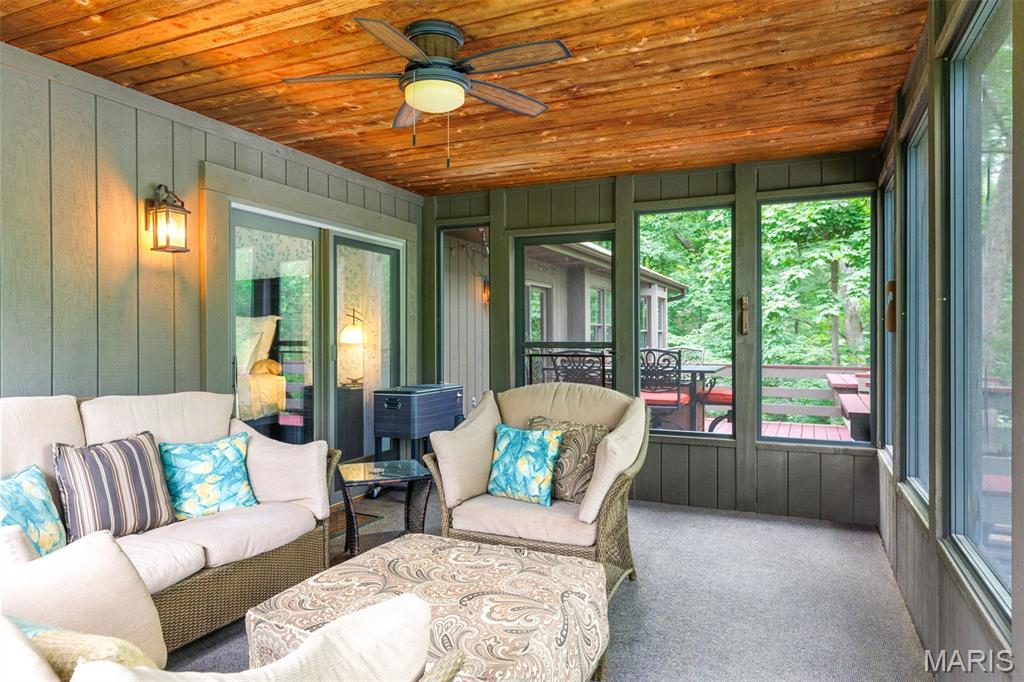 464 Foxfire Crossing Drive