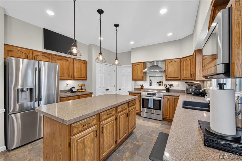 821 Pheasant Woods Drive