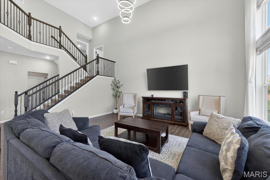 618 Strathclyde Drive