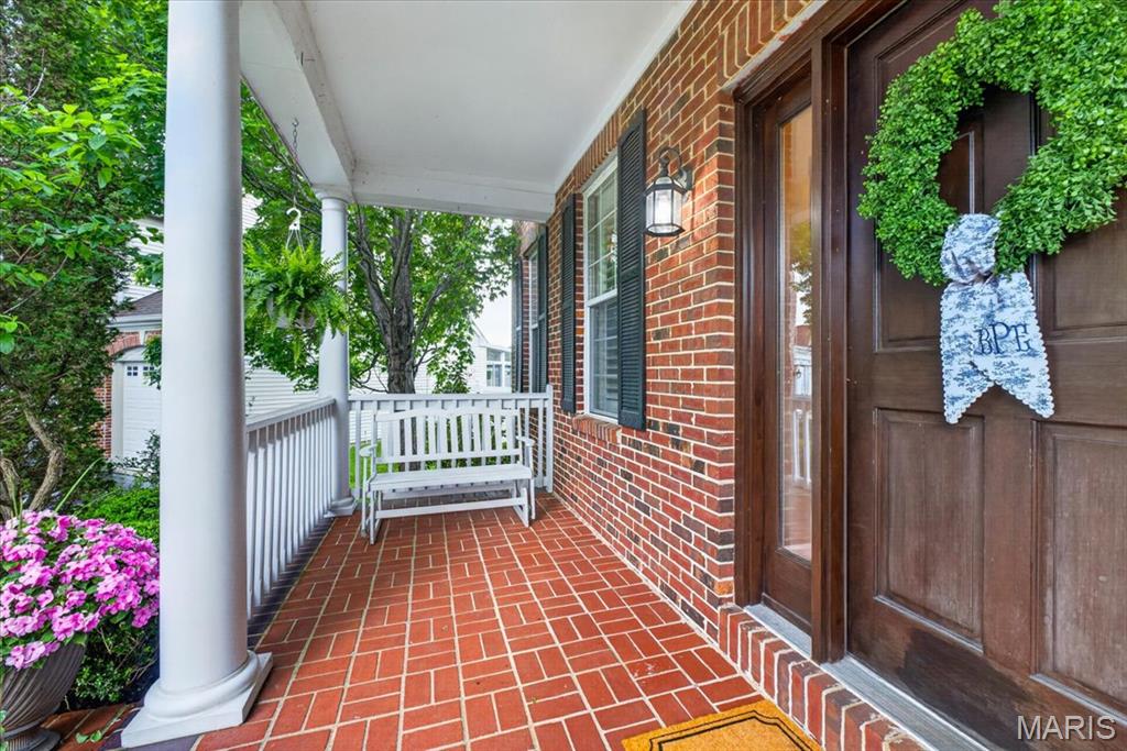 482 Pine Hollow Court
