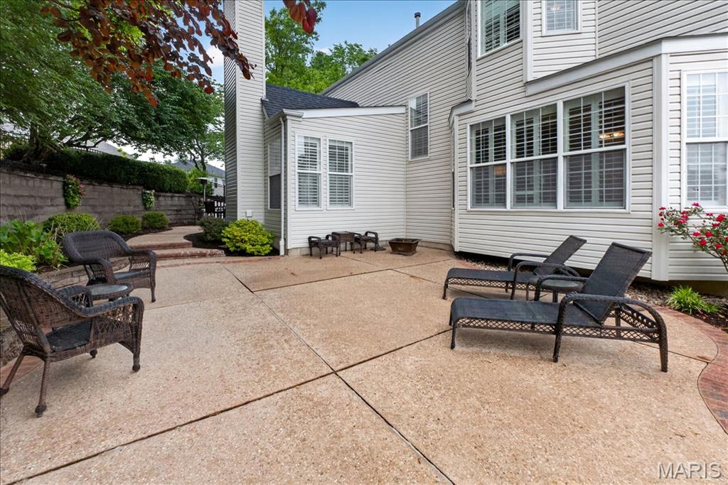 482 Pine Hollow Court