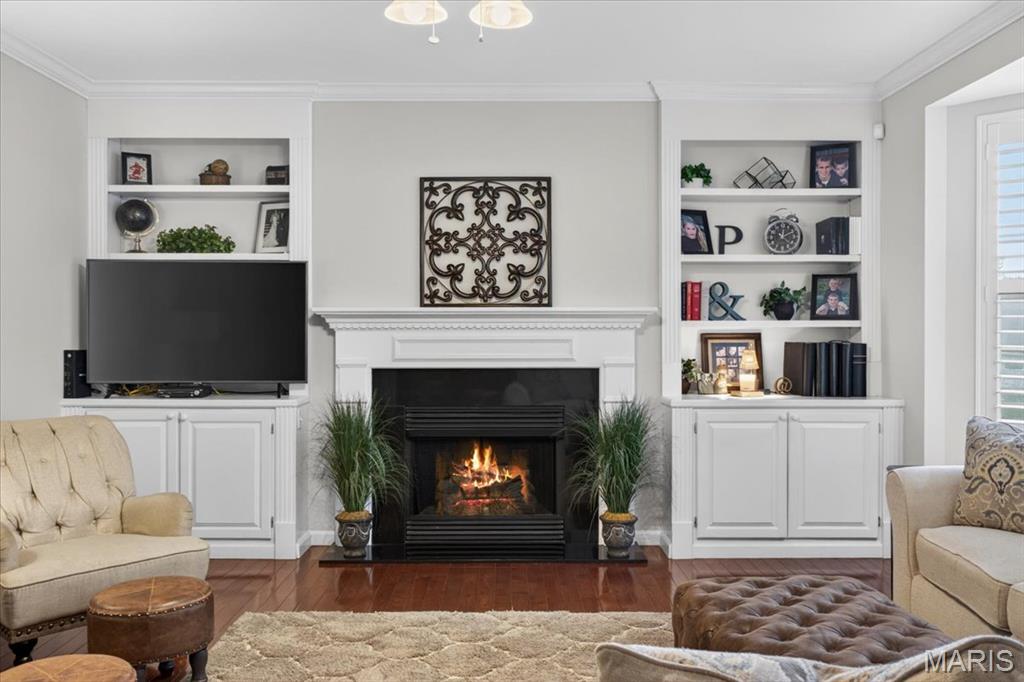 482 Pine Hollow Court