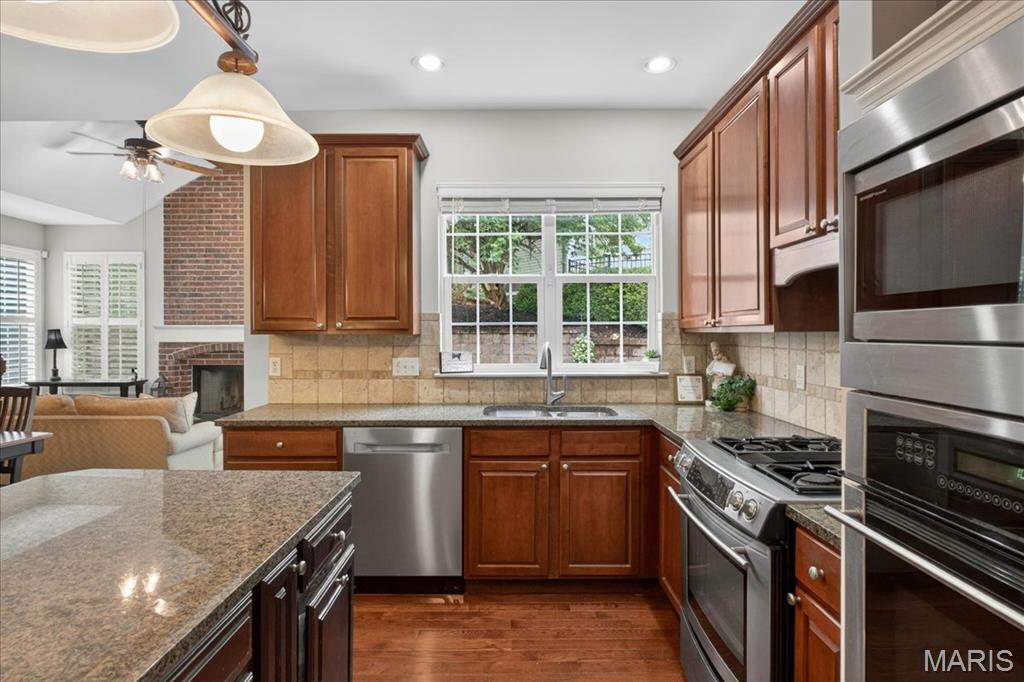 482 Pine Hollow Court