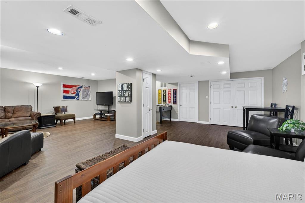 482 Pine Hollow Court