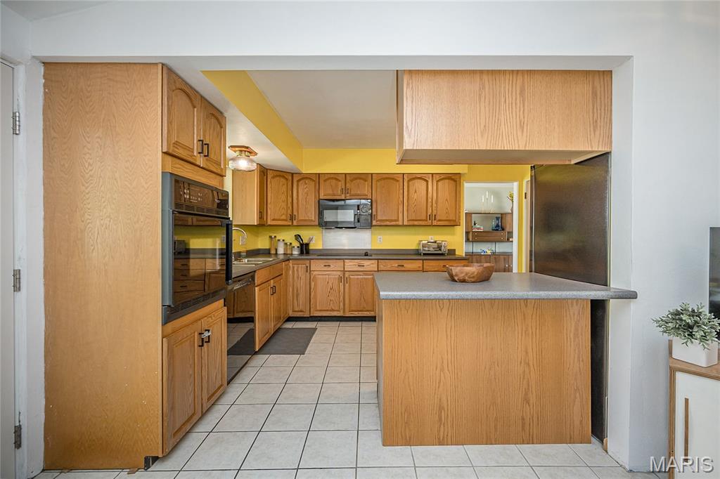 8901 Larchwood Court