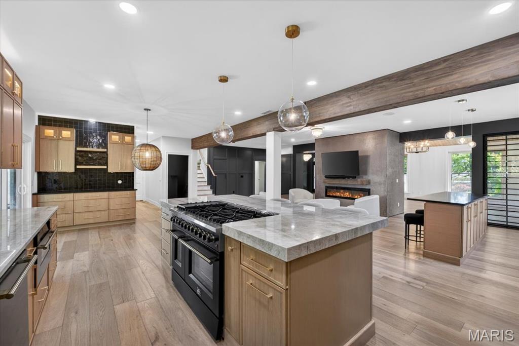 125 Crandon Drive