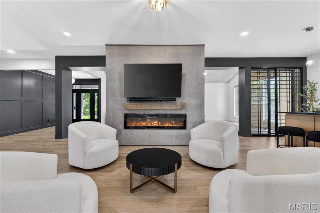 125 Crandon Drive