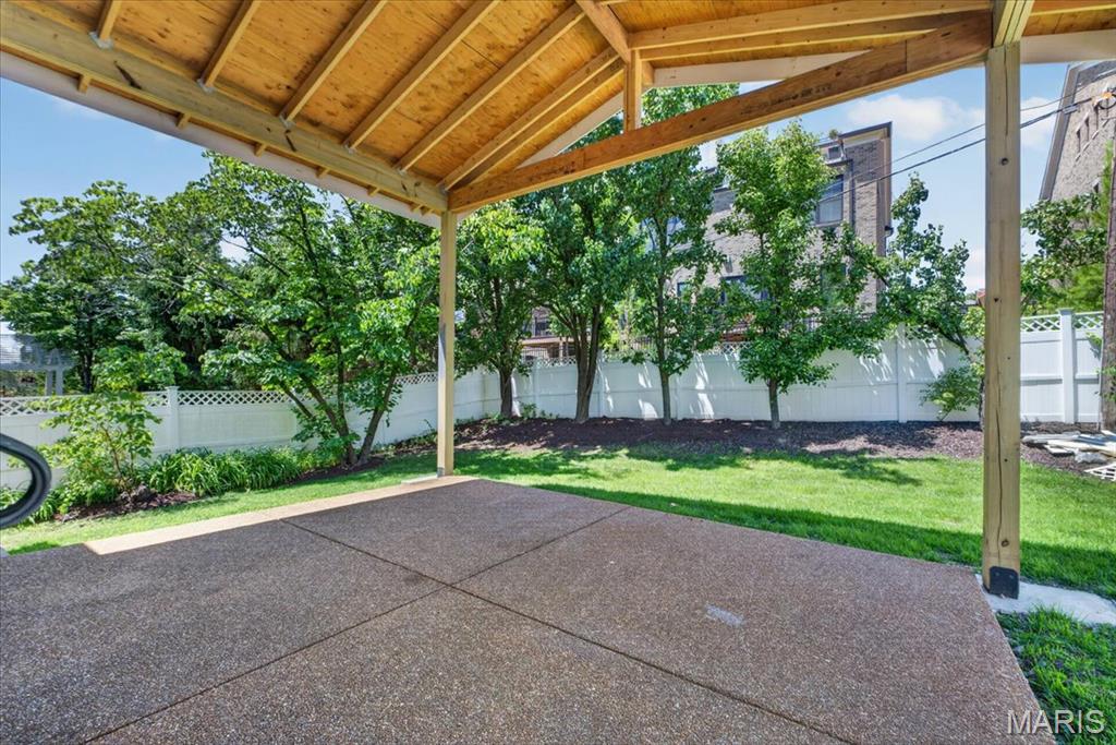125 Crandon Drive