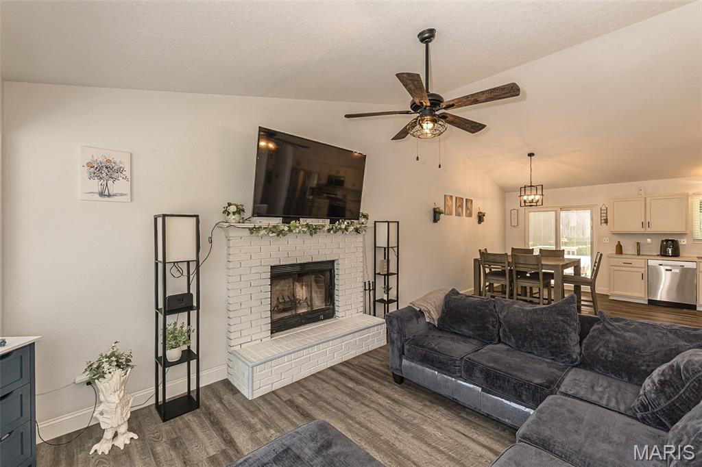 6408 Flagstone Court