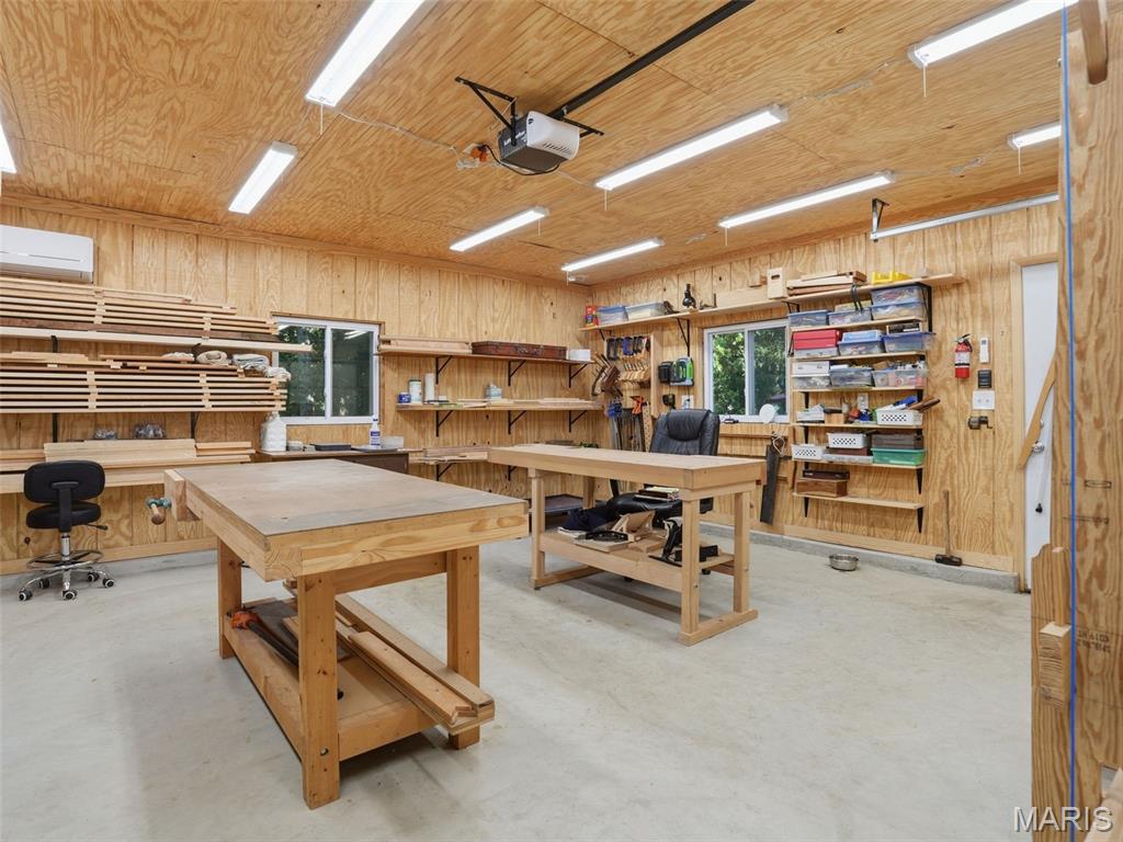 60 Wilderness Lane