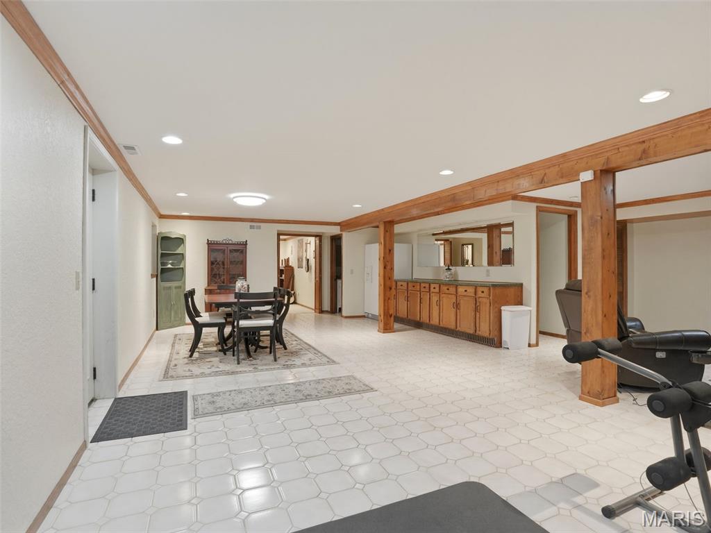 60 Wilderness Lane