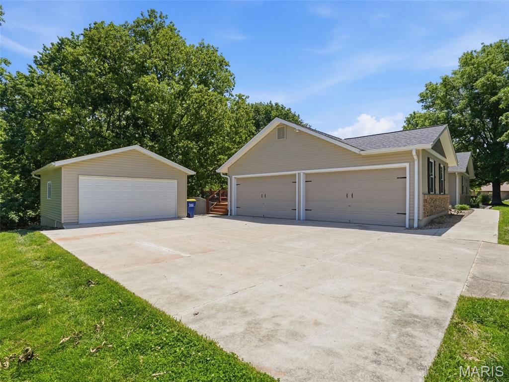60 Wilderness Lane