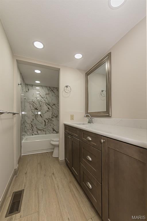 10315 Forest Brook Lane Unit: A