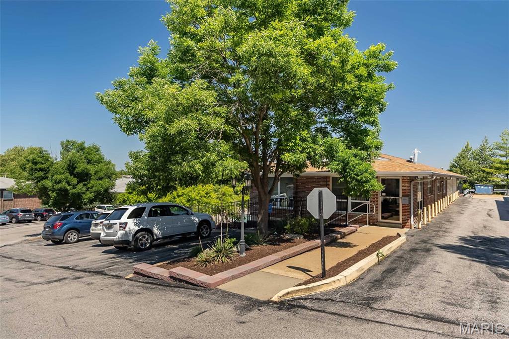 10315 Forest Brook Lane Unit: A