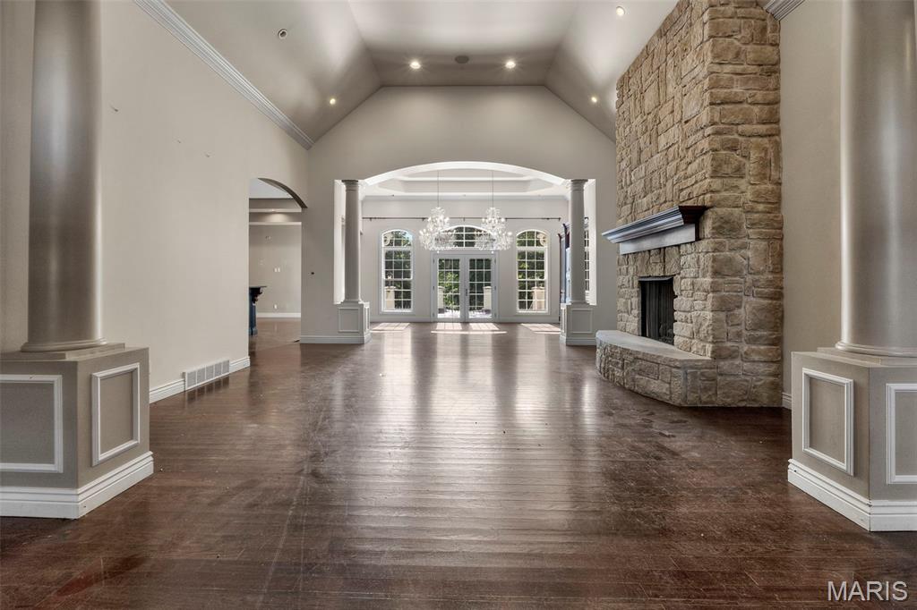 425 Windwood Lake Drive