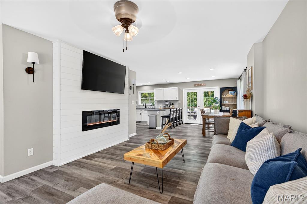 316 Highway Ww Unit: 1