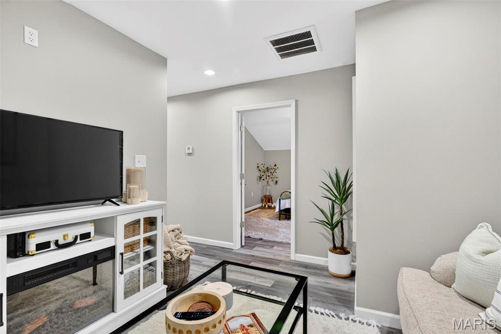 316 Highway Ww Unit: 1