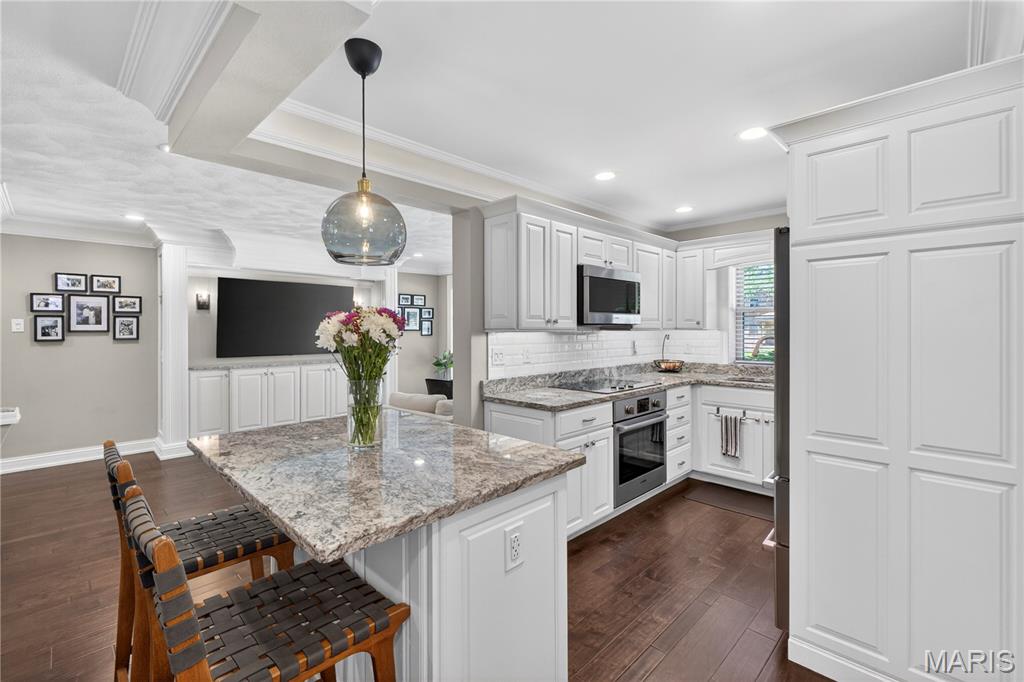 4 Delcrest Court Unit: 101