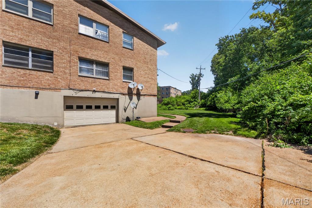 4 Delcrest Court Unit: 101
