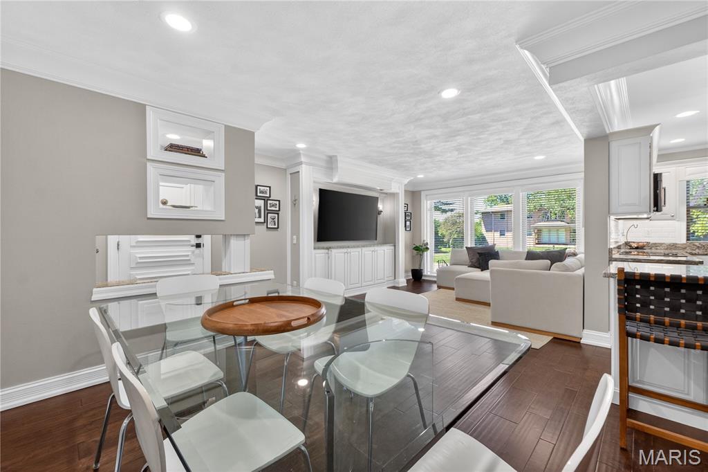 4 Delcrest Court Unit: 101