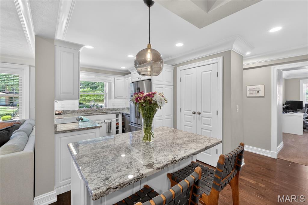 4 Delcrest Court Unit: 101