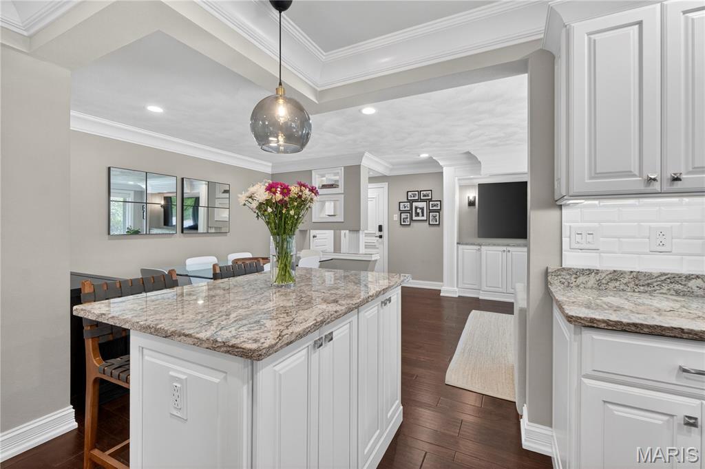 4 Delcrest Court Unit: 101