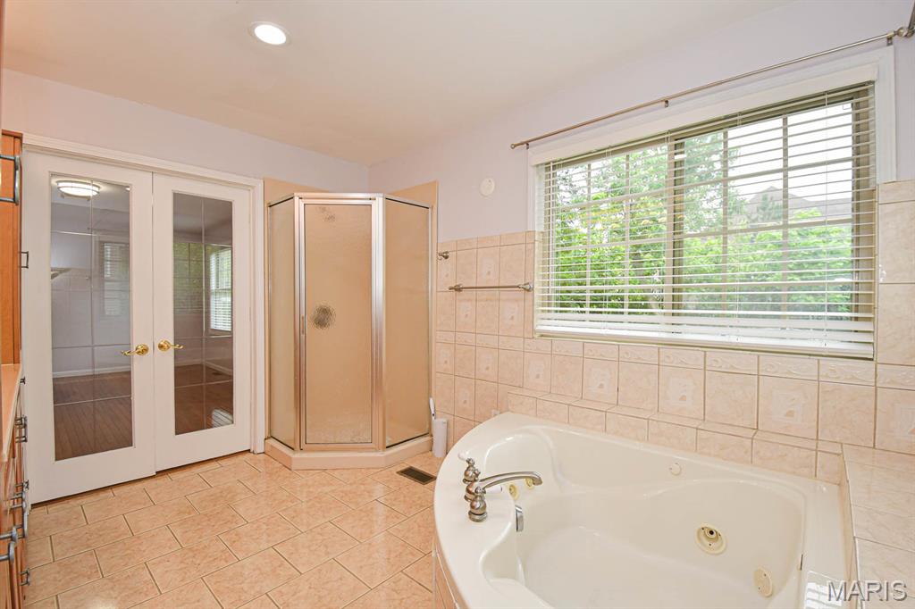 819 Renee Lane