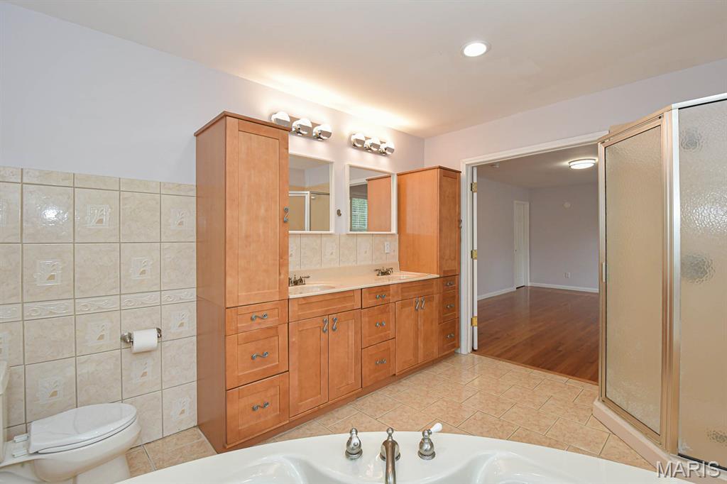 819 Renee Lane
