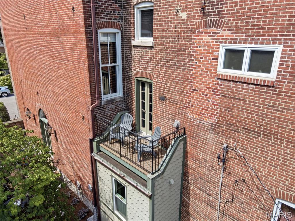 1911 Hickory Street