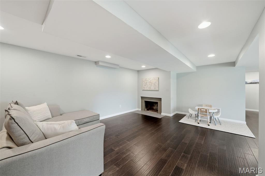 451 Linum Lane